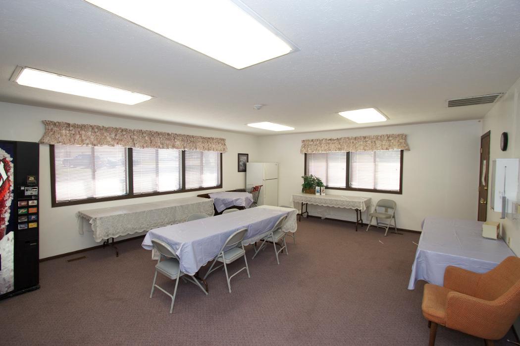 Stone Plaza Apartments