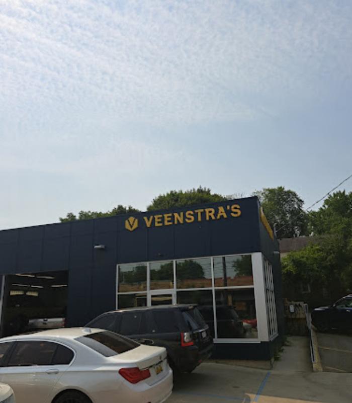 Veenstra's Garage