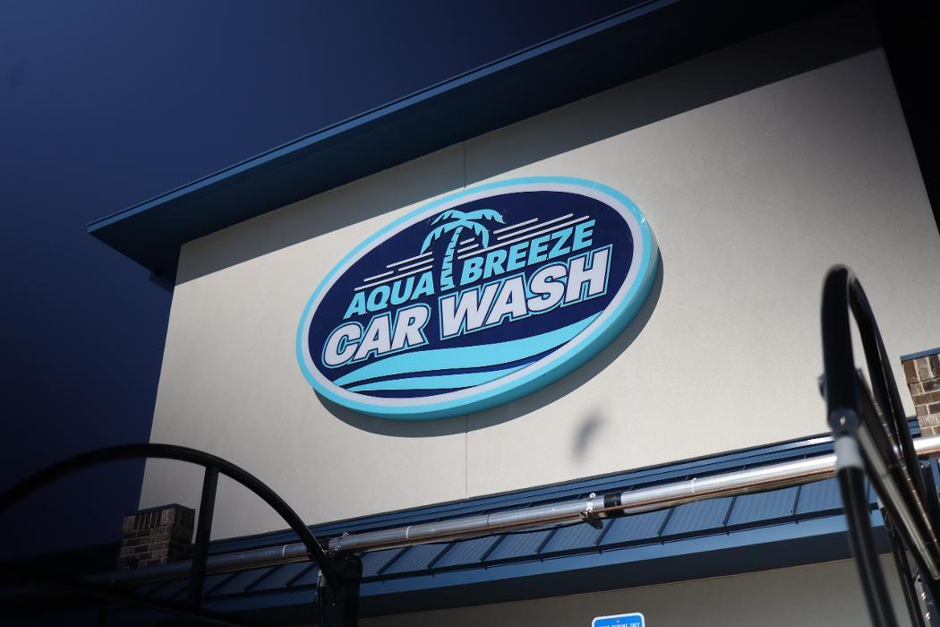 Aqua Breeze Car Wash
