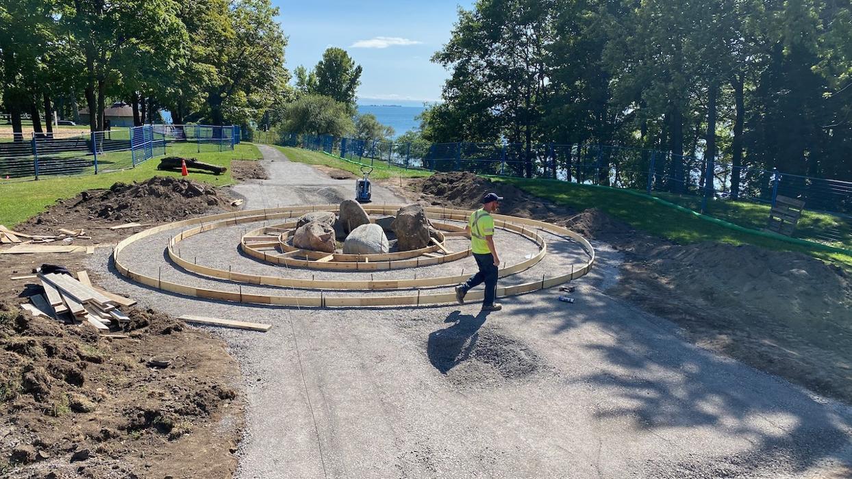 Signature Landscape Concepts