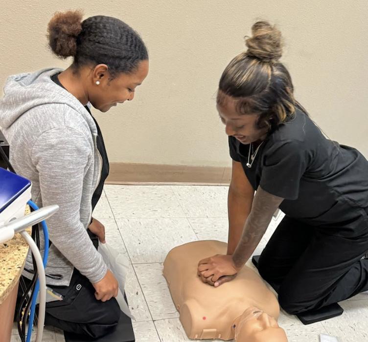 Clarksville Dental Assistant School