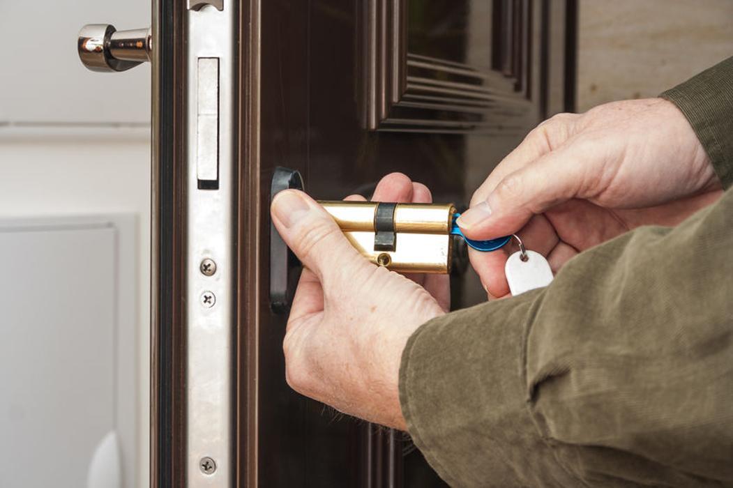 1A Ideal Locksmiths Kingston