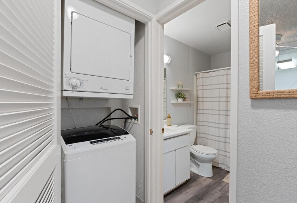 Gold Ridge Apartments