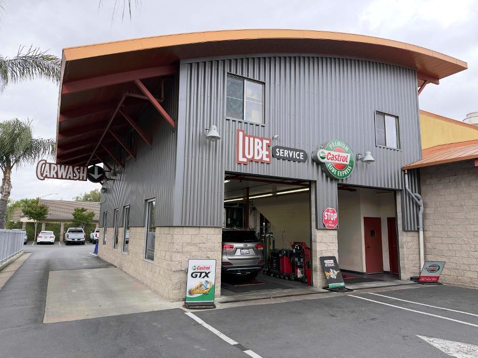 Castrol Premium Lube Express