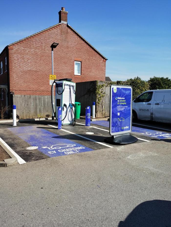 bp pulse Charging Station