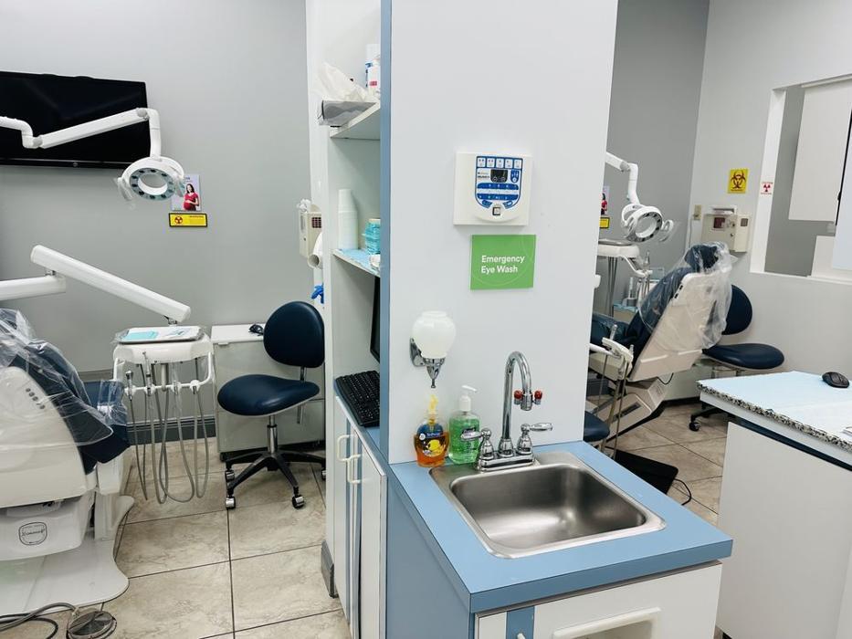 Sage Dental of Miami at Airpark Plaza