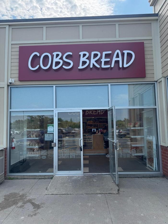 COBS Bread