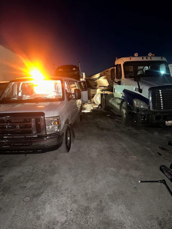 On Road Truck and Trail Repair