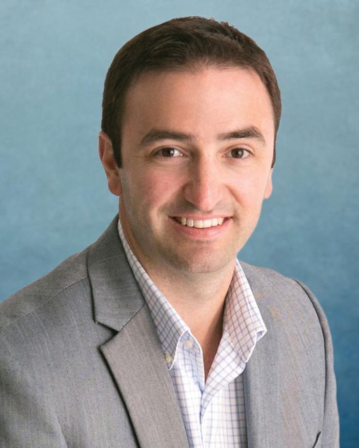 Total Hip and Knee Replacement Doctor: Christopher Pomeroy, MD