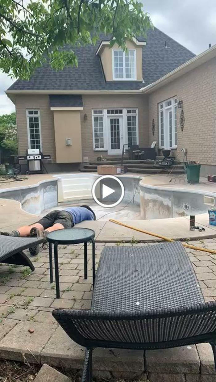 4 Season Pool & Spa Care Inc