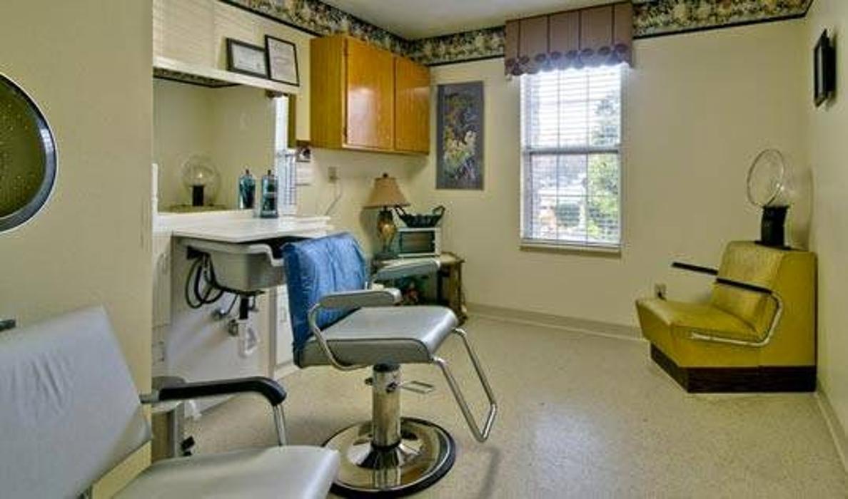 Eiffel Gardens Assisted Living