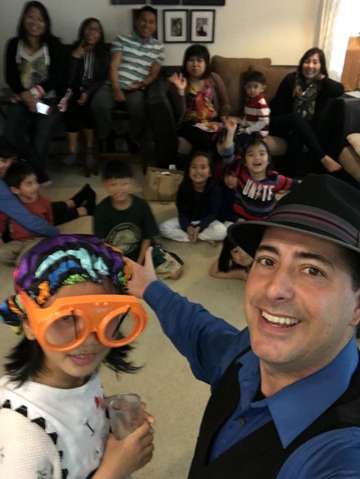 JamesZini - Magician, Balloon Twisting, & Entertainer