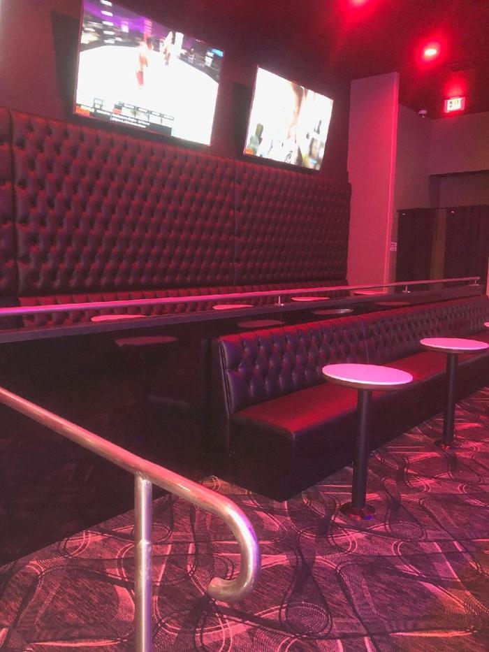 Satin Topless Gentlemen's Club - Anaheim