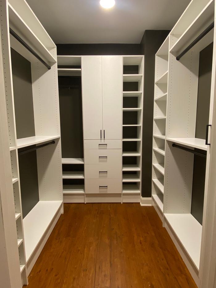 Up Closets of Bastrop