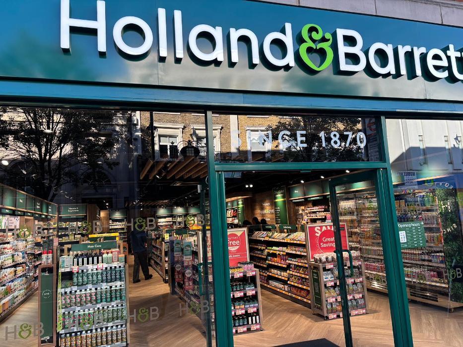 Holland & Barrett - Surbiton