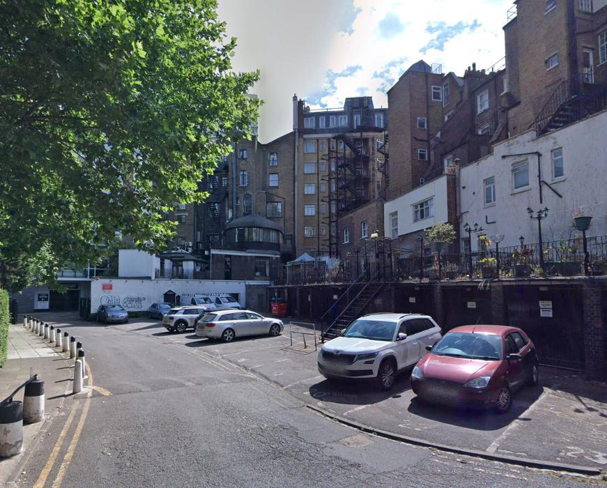 ParkBee London Elizabeth Hotel