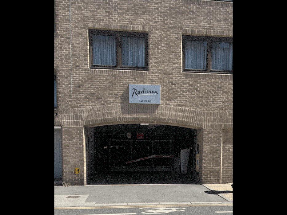 ParkBee Radisson Hotel York City Centre