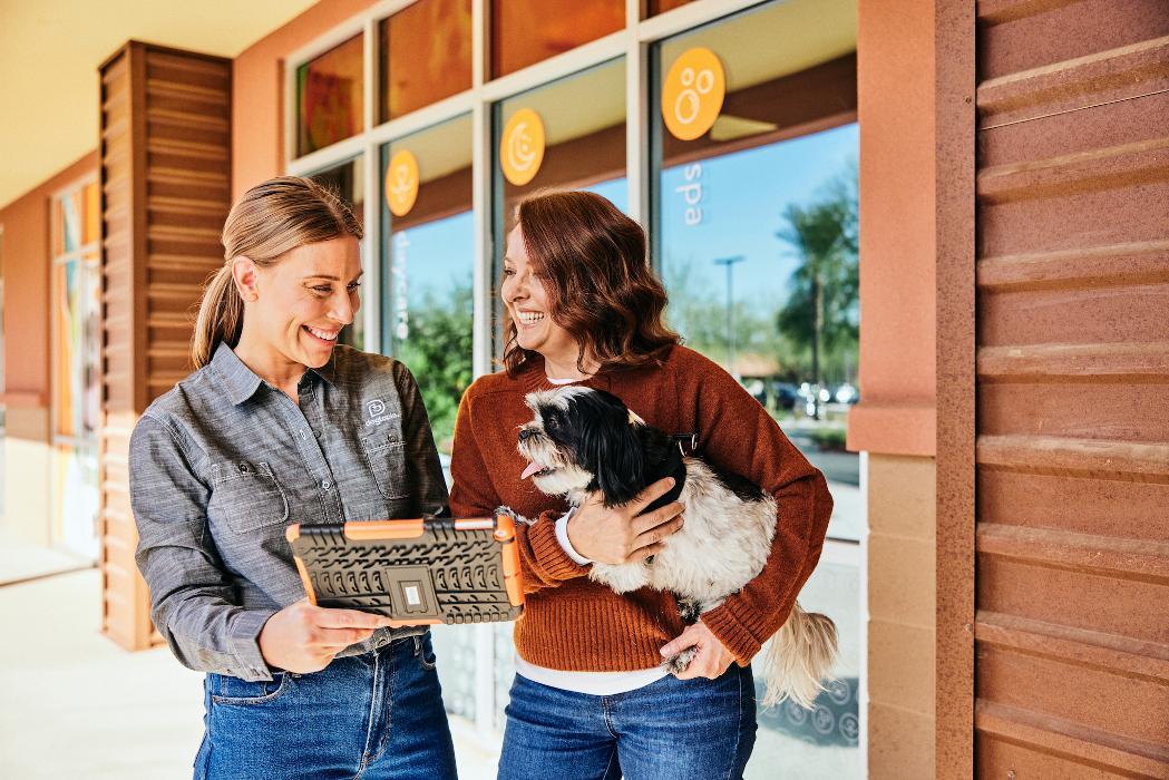 Dogtopia of Four Seasons - Chesterfield