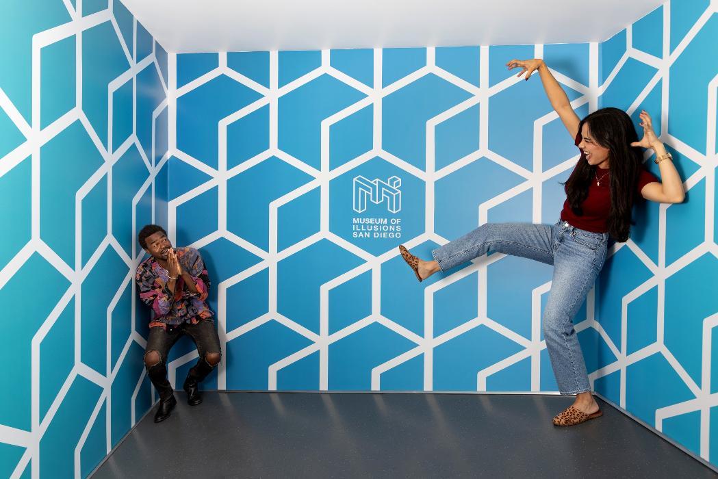 Museum of Illusions - San Diego