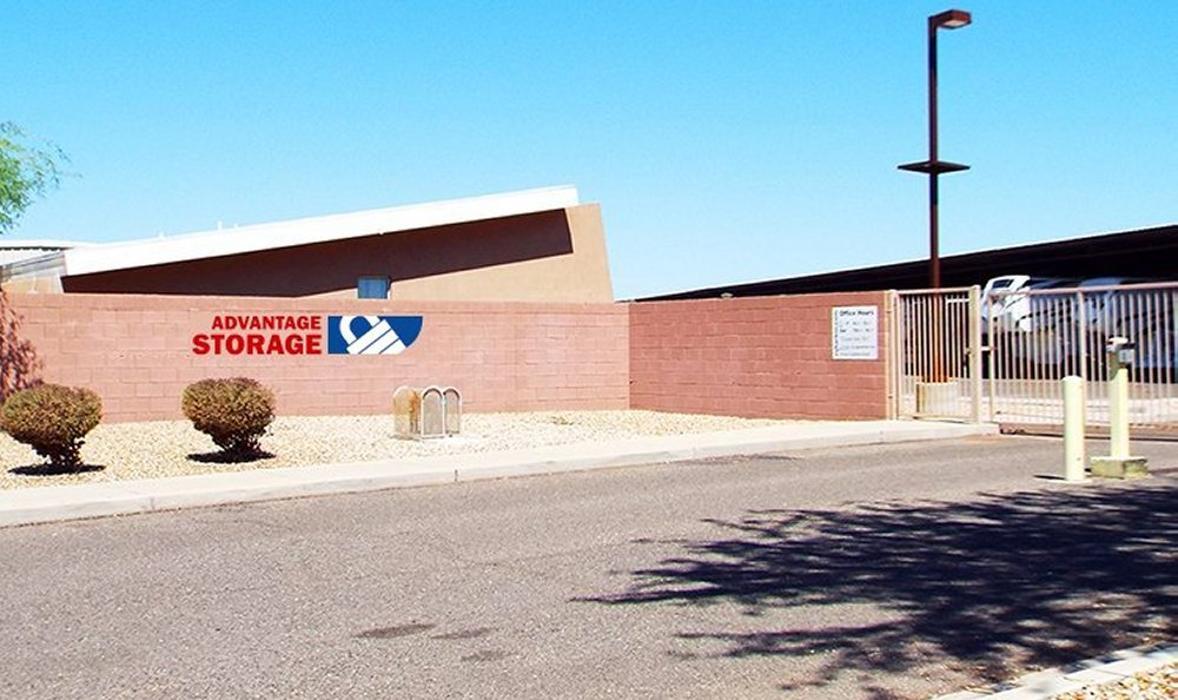 Advantage Storage