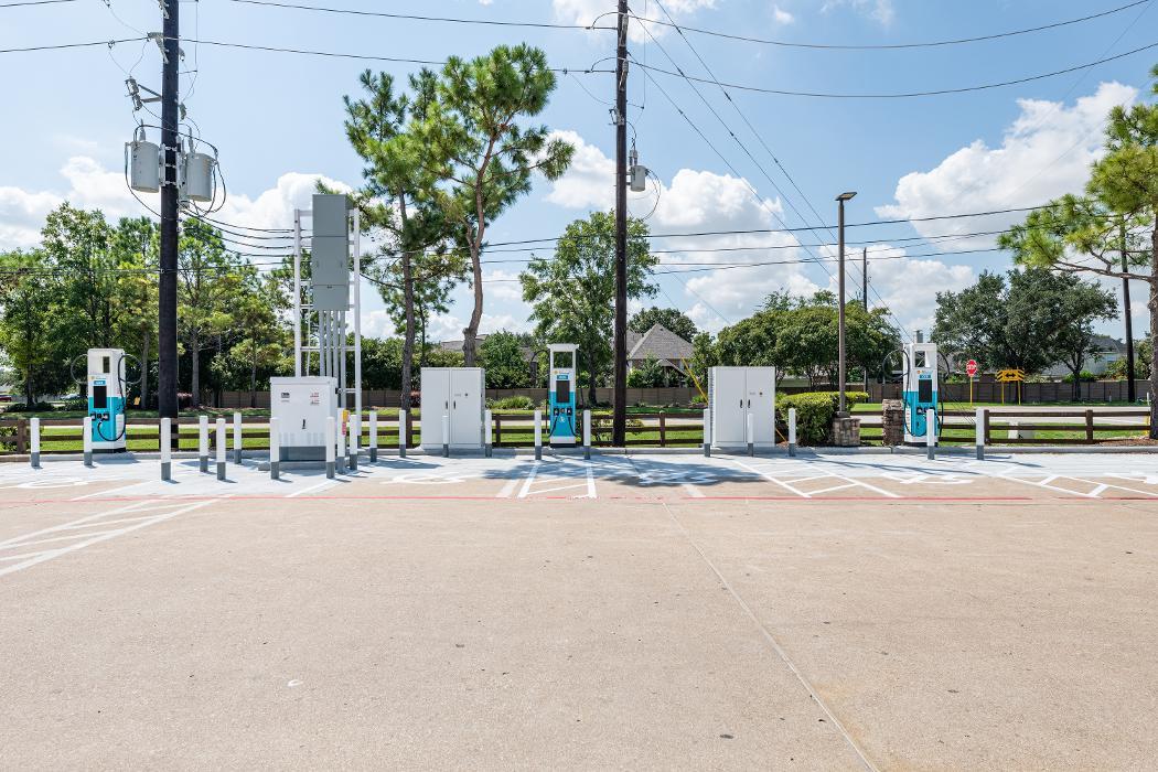 Shell Recharge Charging Station