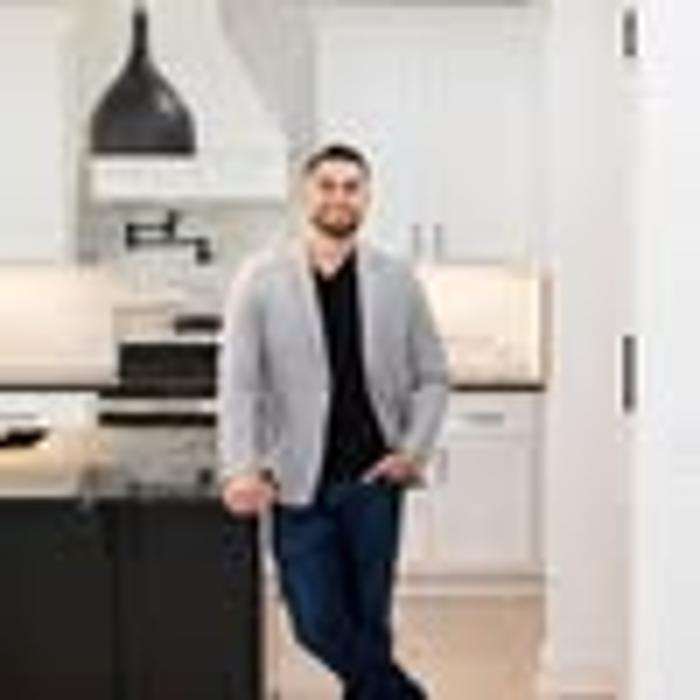 Chavez Realty Group at Real Broker, LLC