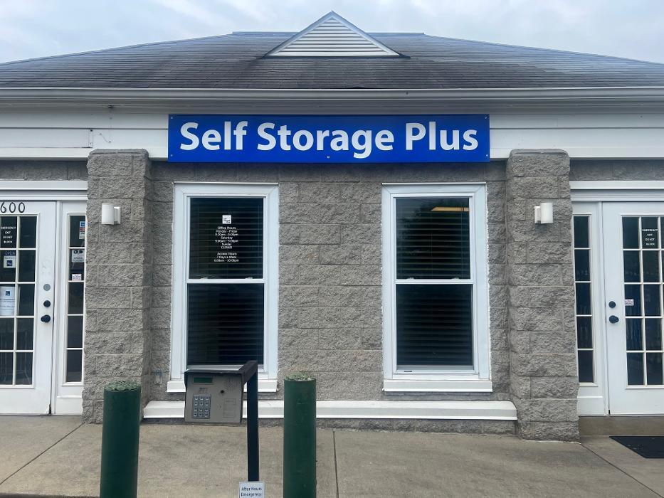 Self Storage Plus