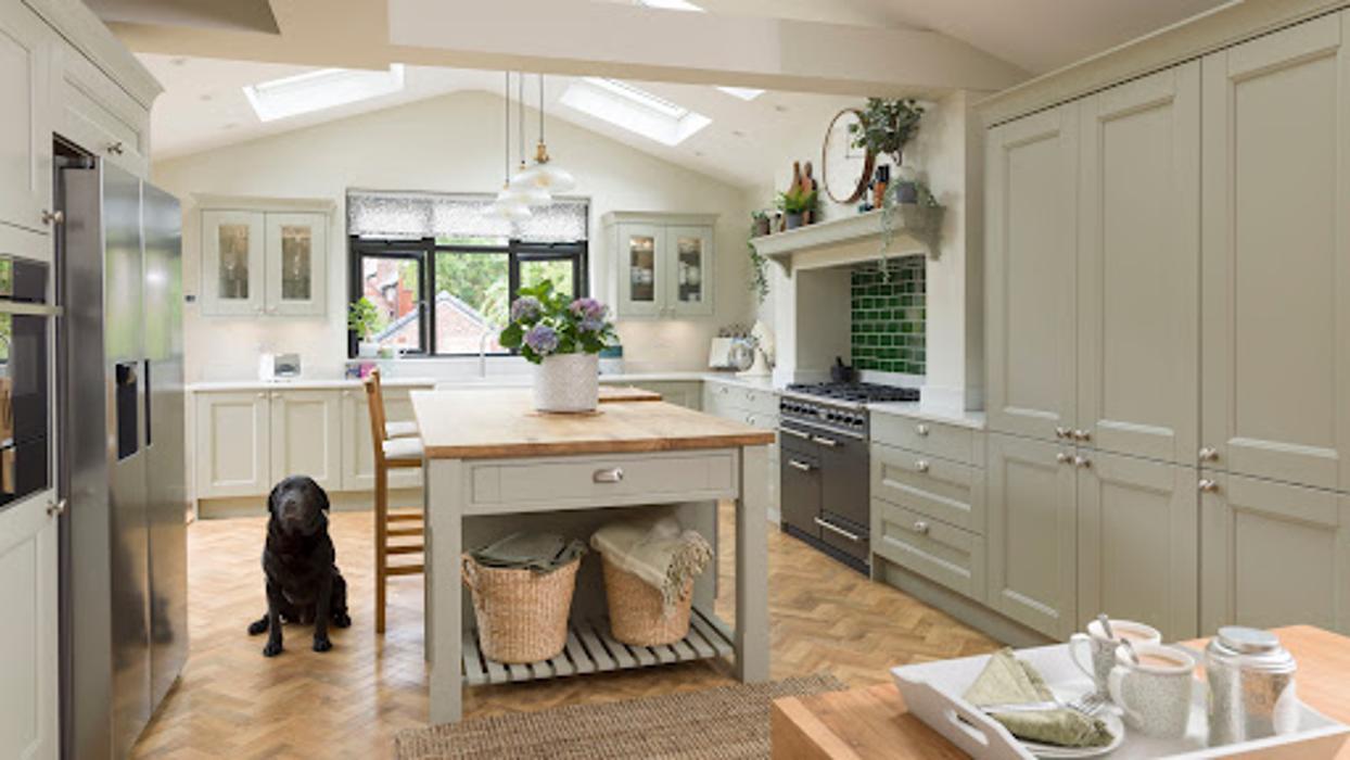 Mike Hughes Fitted Interiors