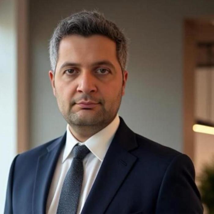 Nazar Tarpinian - Courtier Hypothécaire