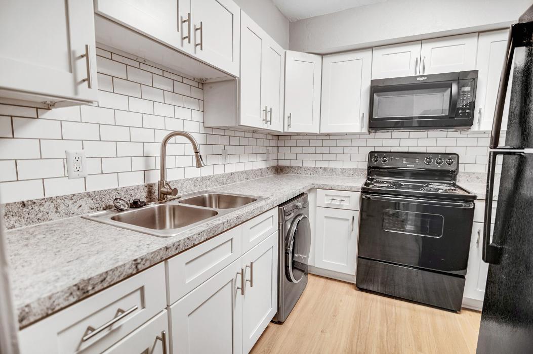 Mystic Bay Apartments