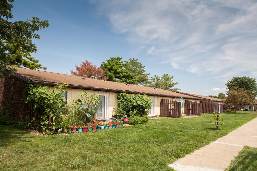 Franklin Cove Apartments