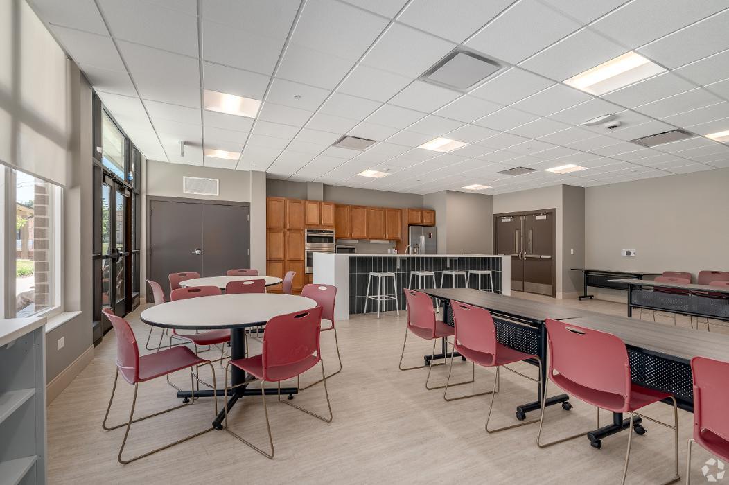 Woodhill Station West