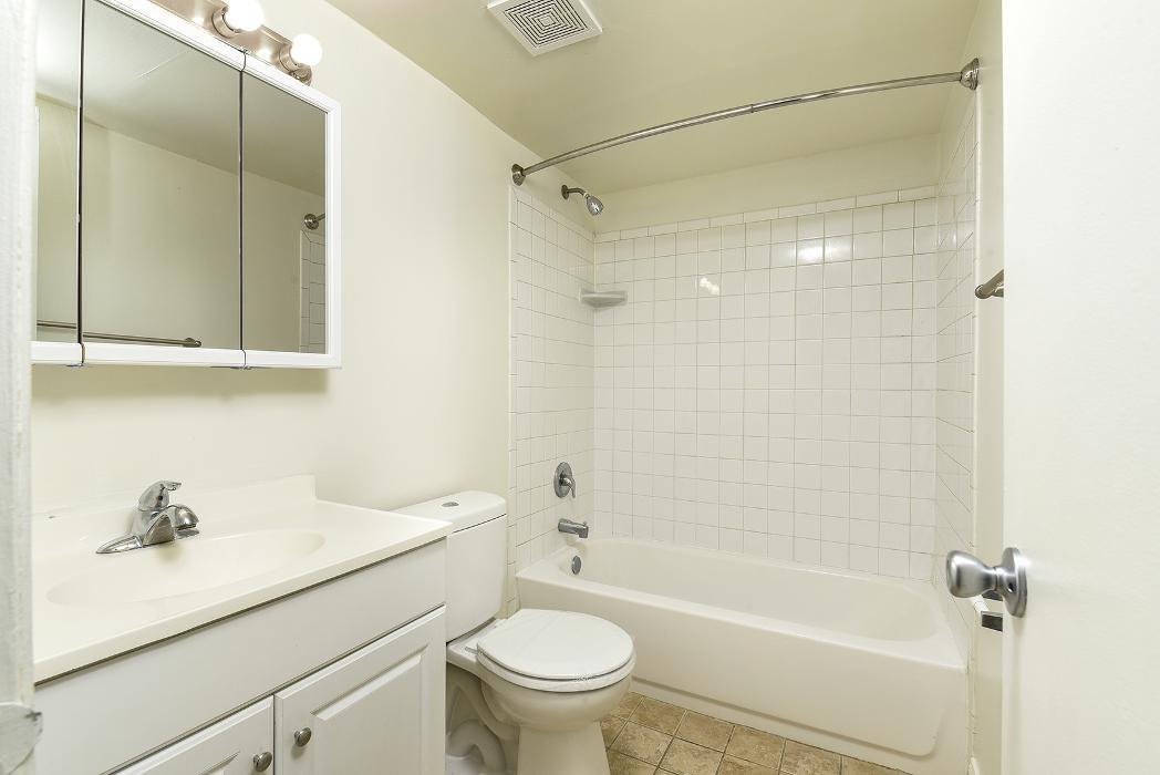 Rosetree Crossing Apartments