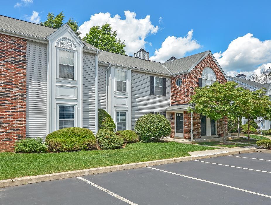 Victoria Crossing Apartments