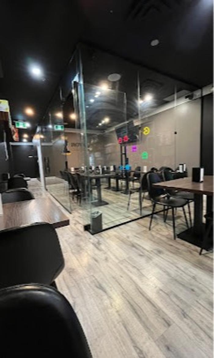 Royal Game Cafe & Lounge