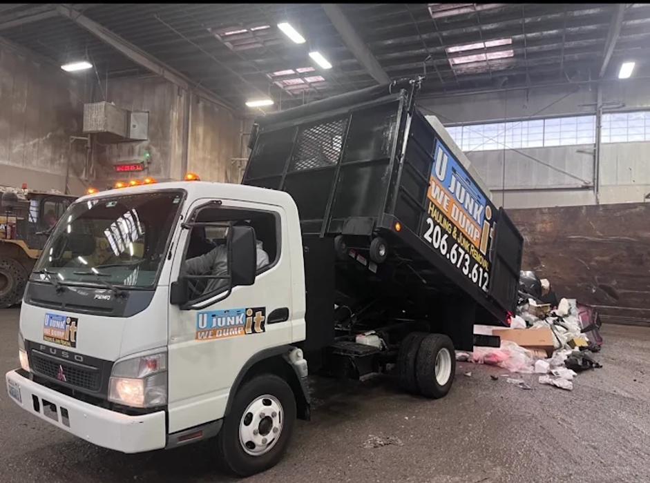 U JUNK IT WE DUMP IT