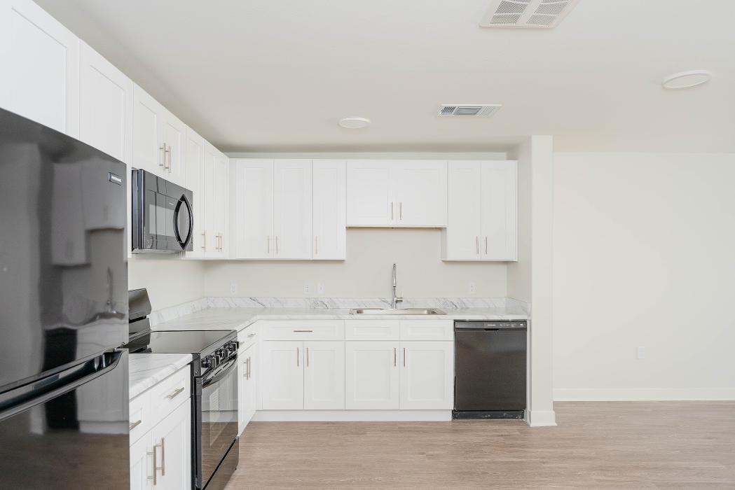 Hillcrest Green Apartments