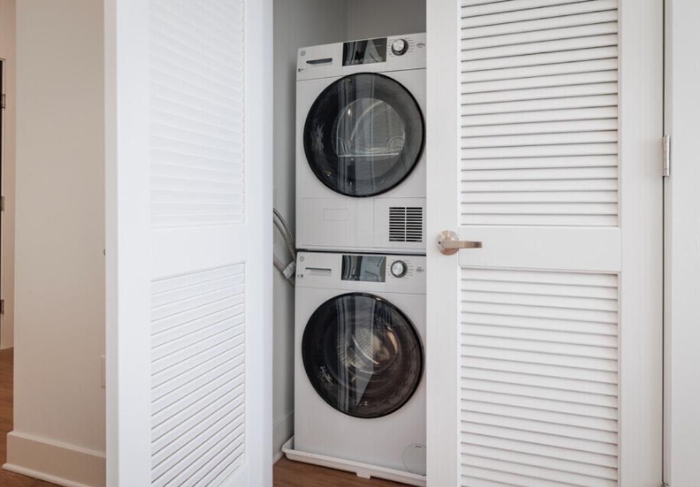 Meridia Little Ferry 100