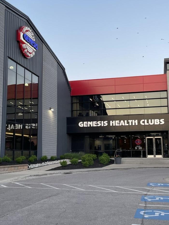 Genesis Health Clubs - Overland Park