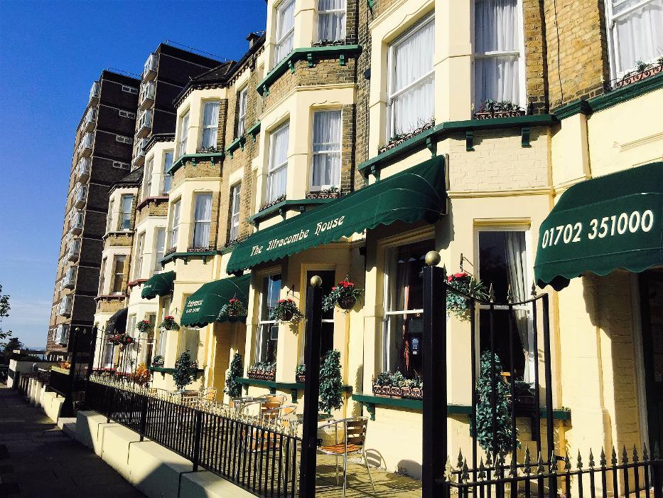 Ilfracombe House Hotel