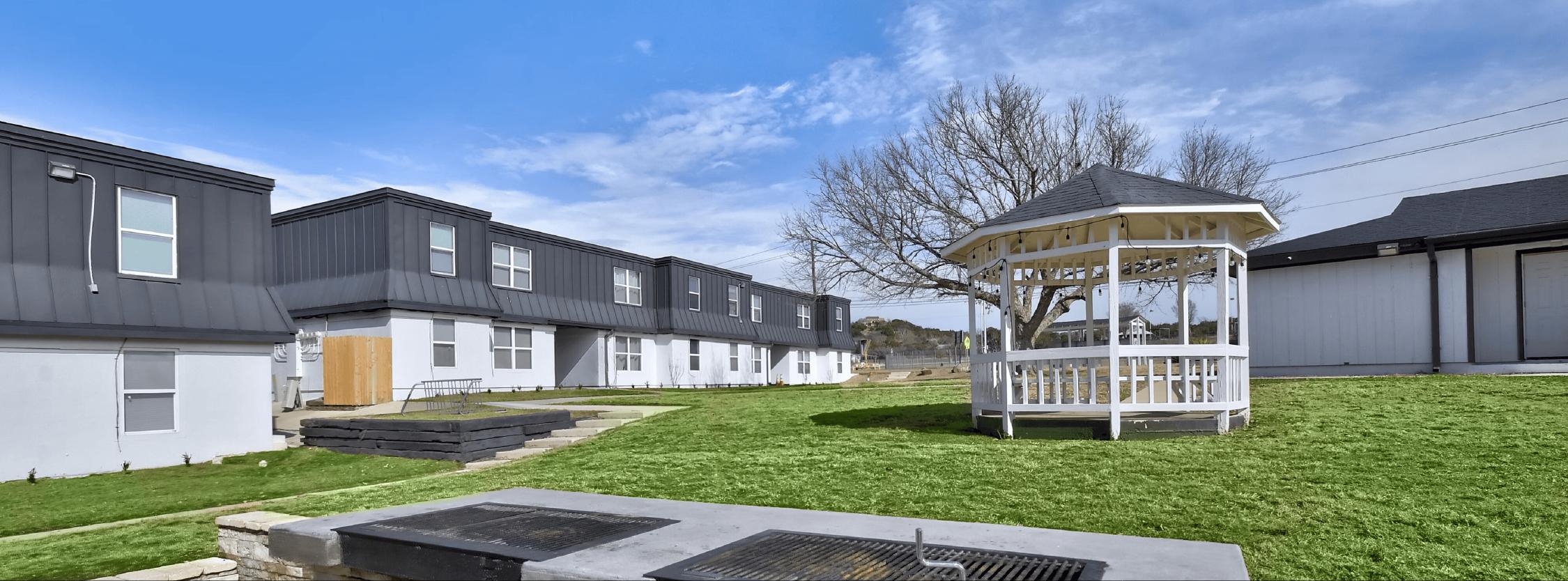 The Lux off Main Apartments