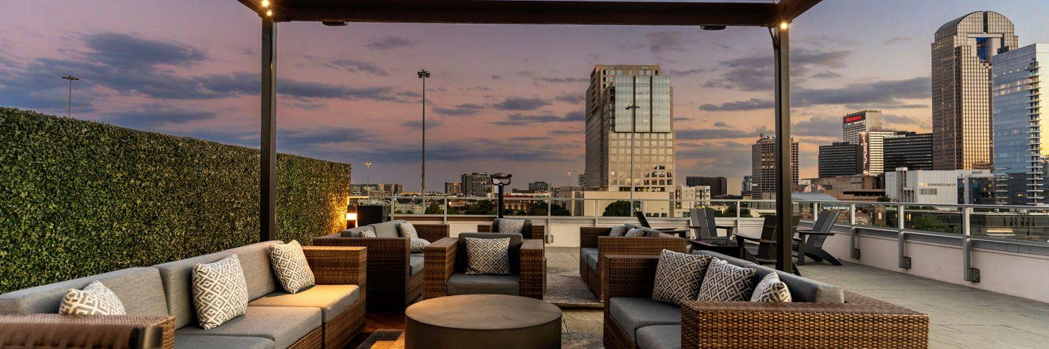 Stella Apartments Uptown