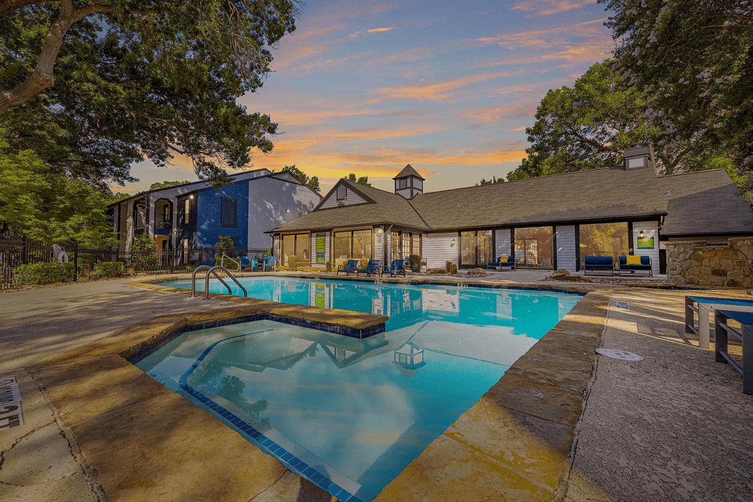 Arbor Creek Apartments