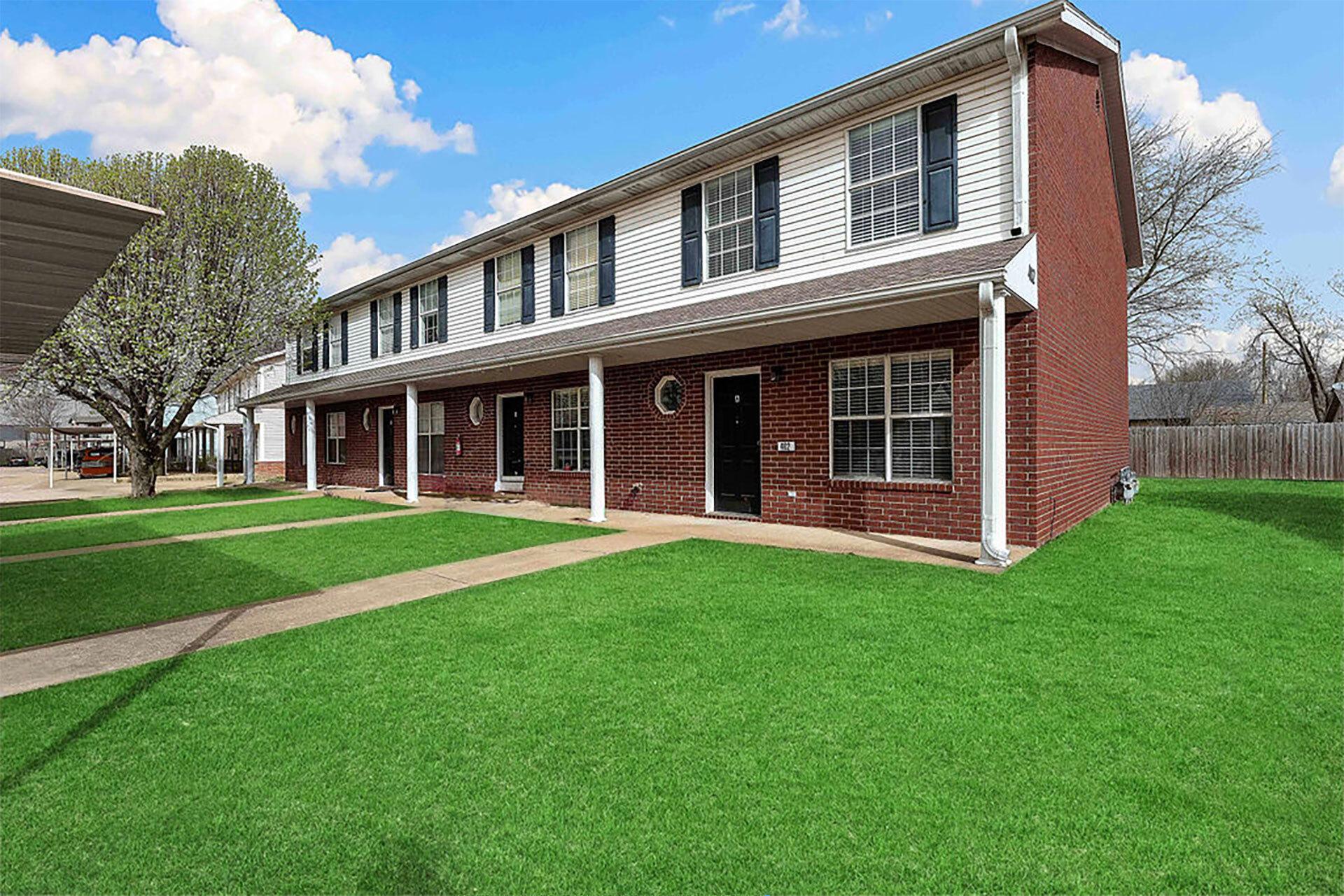 Town Square Apartments