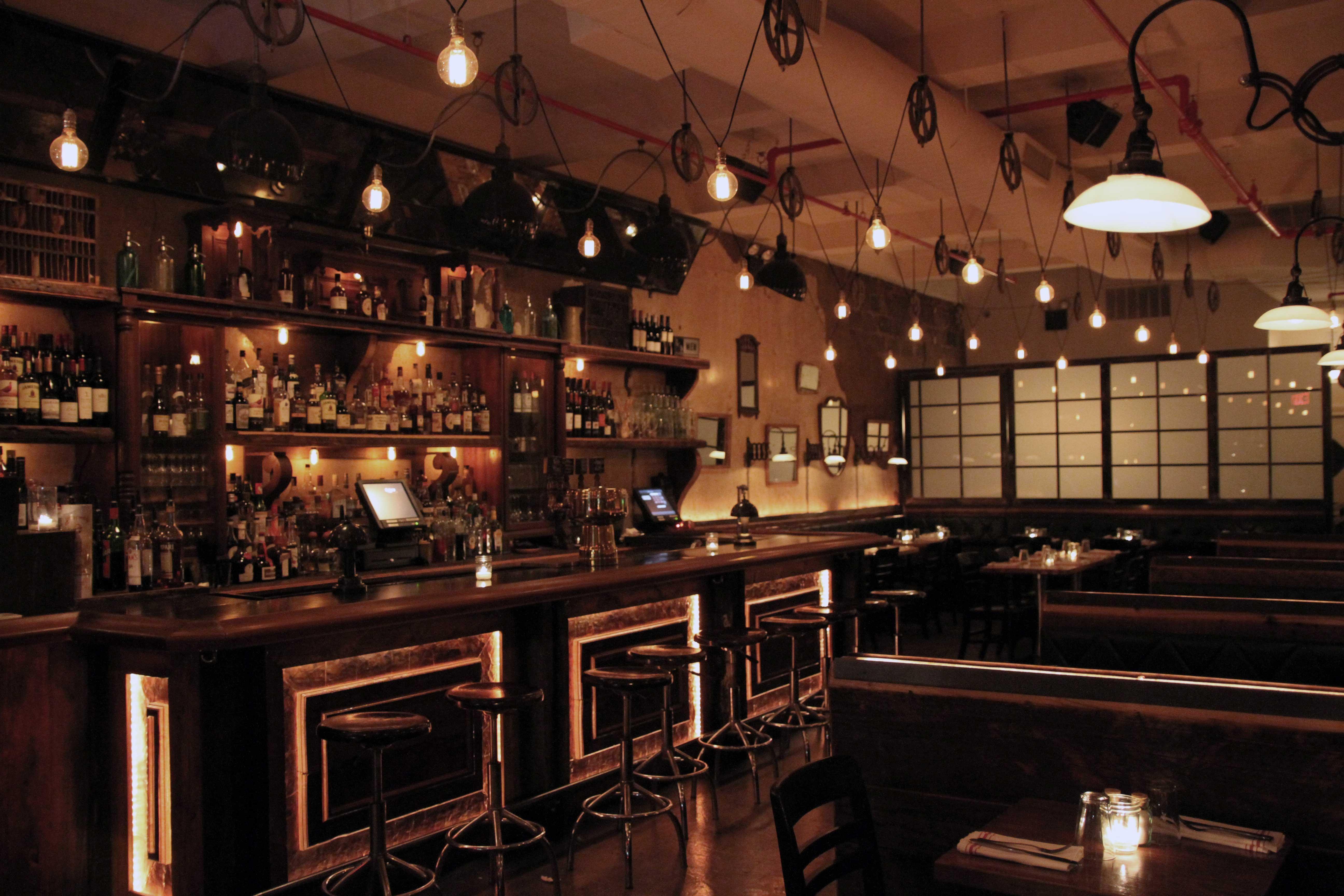 Schapiro's cocktail bar